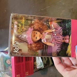 Barbie - Kelly as lullaby Munchkin from wizard of oz